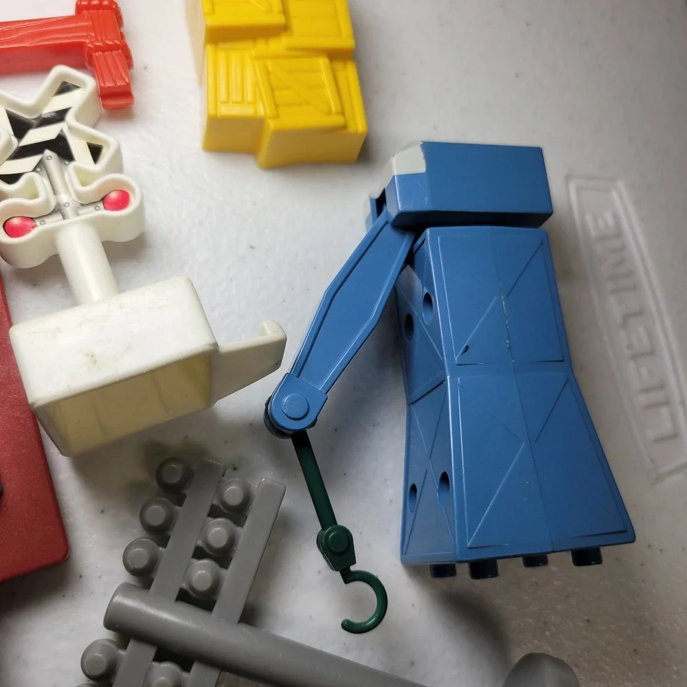 Mixed Lot Train Track Pieces Accessories Thomas Railway‎ Bridges Signs Crane